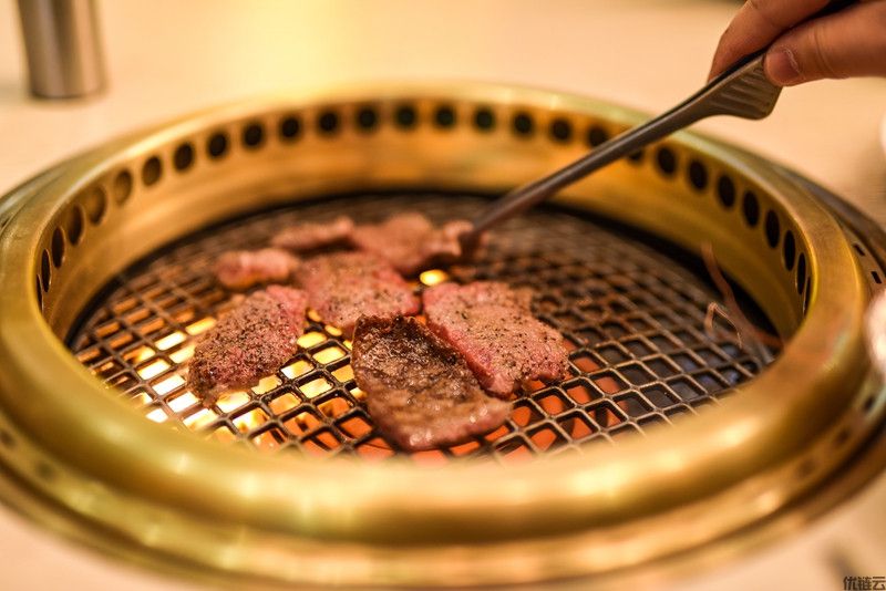餐饮转型花样翻新：烤肉外卖送烤炉
